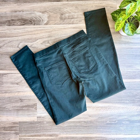 NWT H&M Skinny Super Stretch Regular Waist Jeggings Black Size 6 - Picture 9 of 11